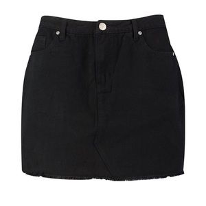 🖤Boohoo Black denim skirt